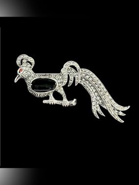 Vintage sterling silver black onyx and marcasite peacock brooch pin